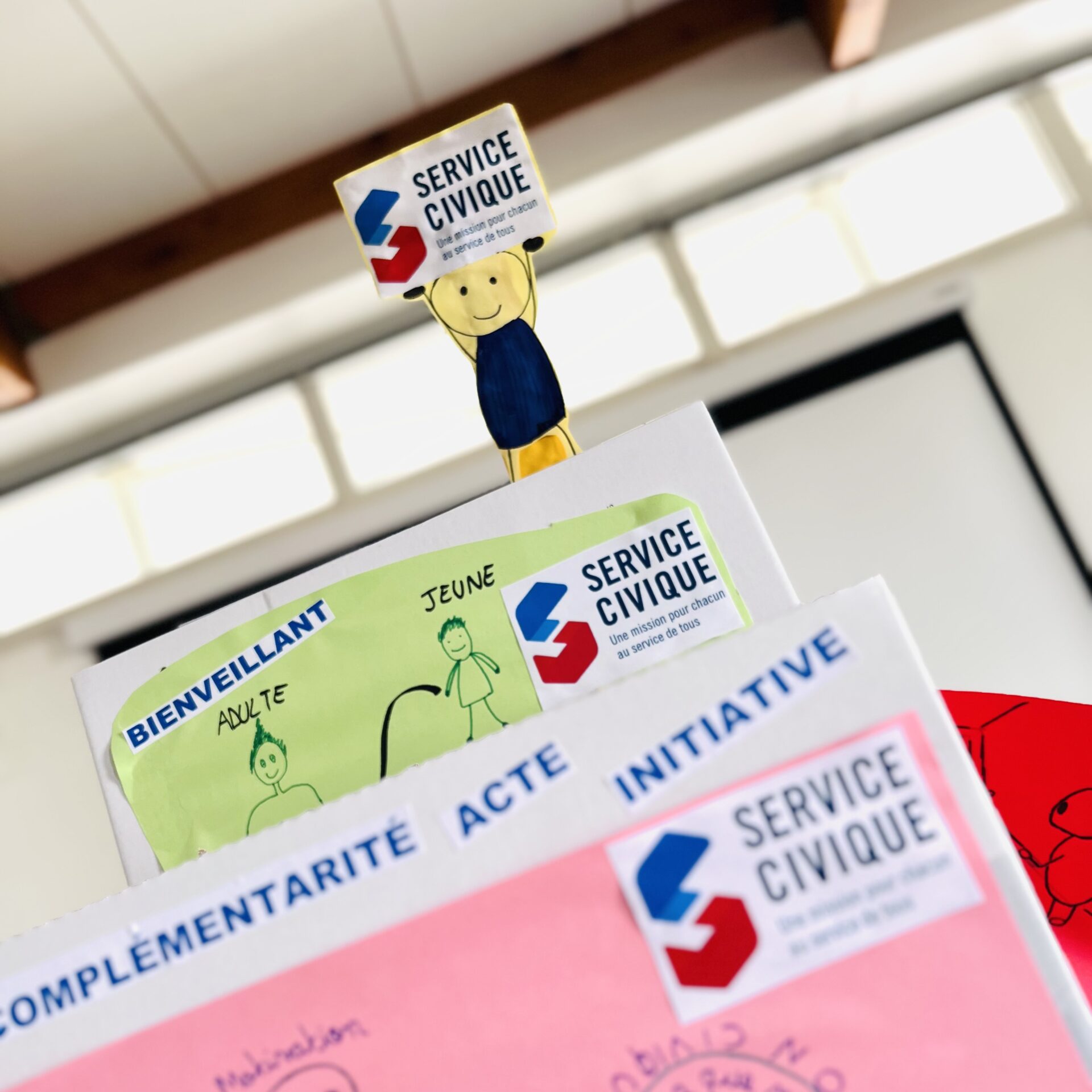 Totem du SERVICE CIVIQUE - PEIPS